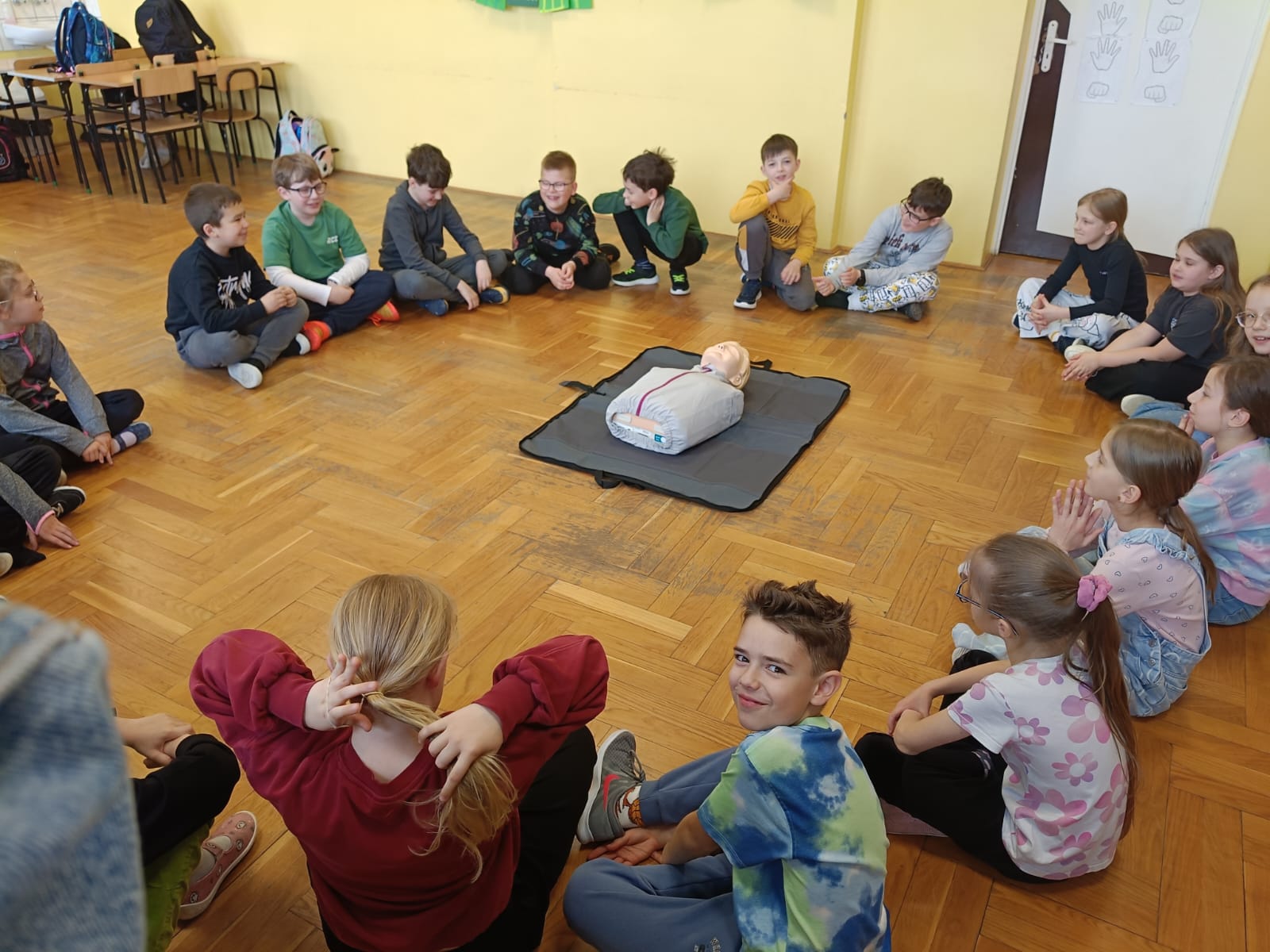 Pierwsza pomoc – ważna lekcja dla klasy 3B